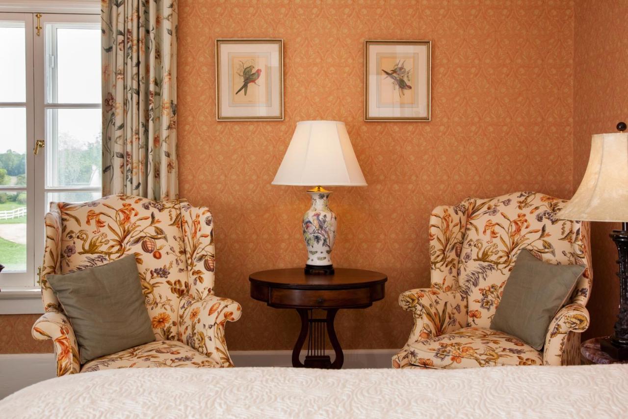 Inn At Warner Hall Глостер Экстерьер фото