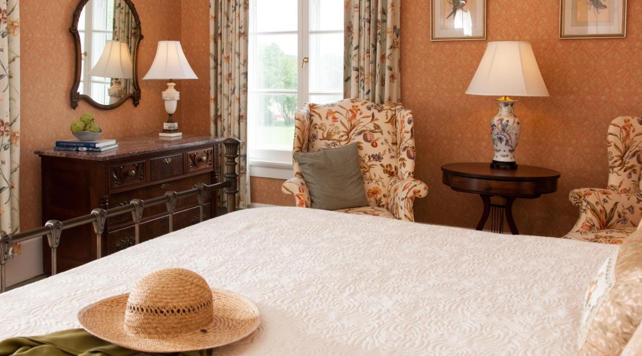 Inn At Warner Hall Глостер Экстерьер фото